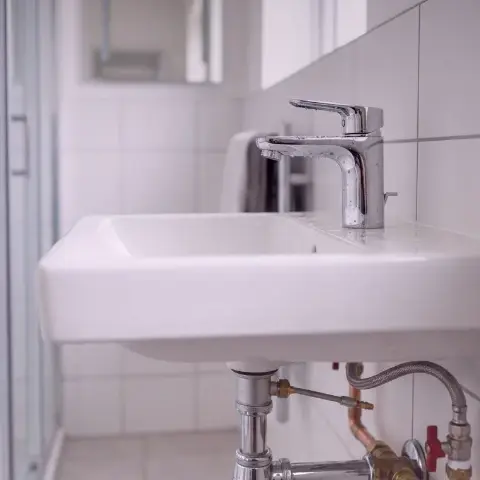 Klavier Dorn – Sorgfältige Installation